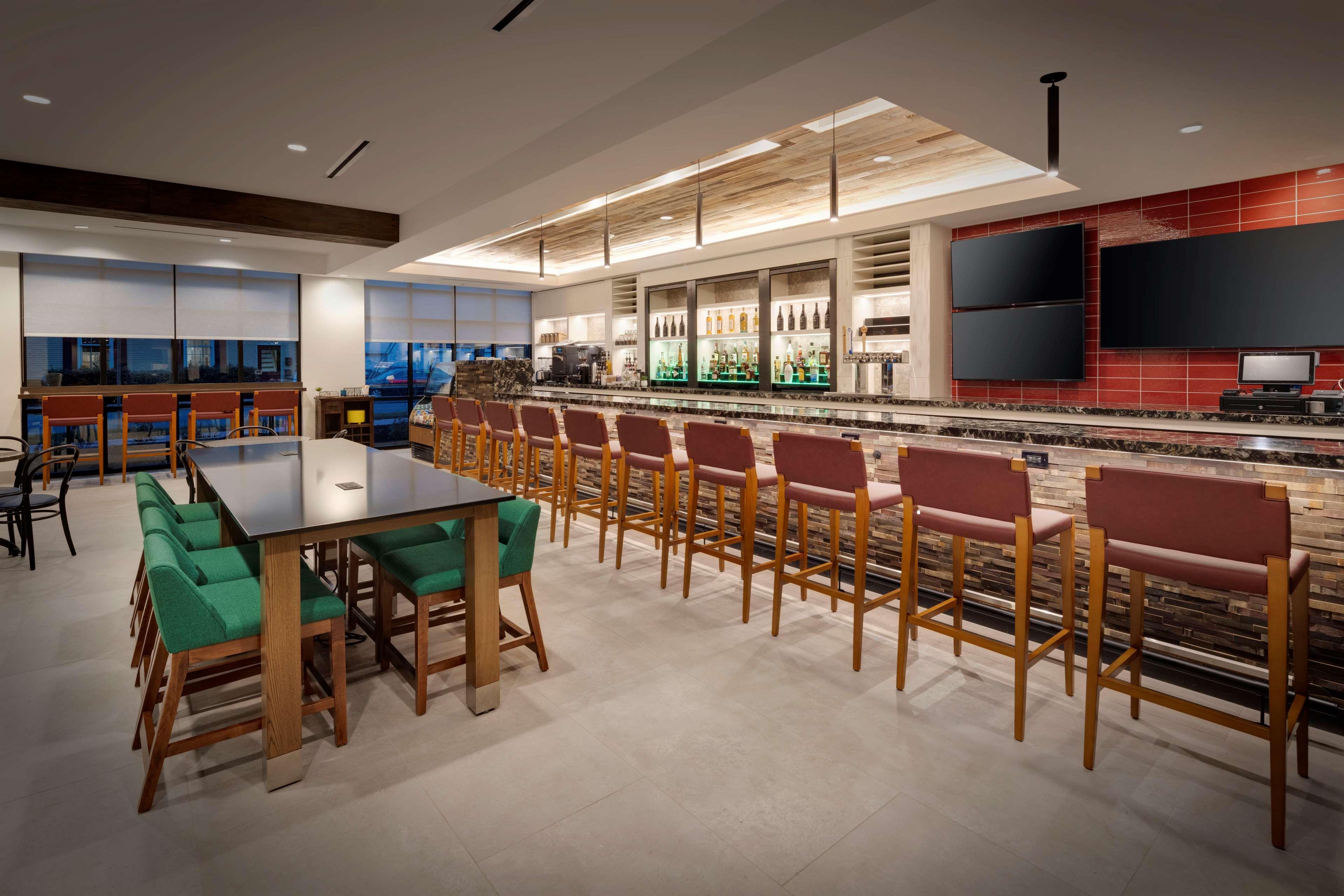 Hilton Garden Inn Геймаркет Екстер'єр фото